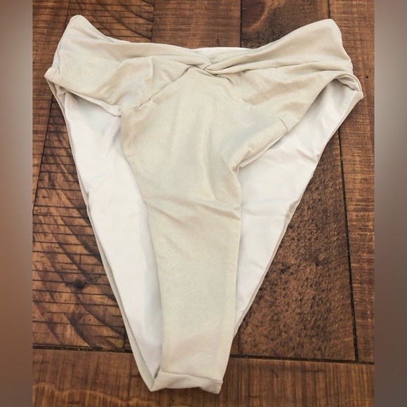 NWT L*Space Nancy Lee Bikini Bottom in Shimmer Beige Bone - Picture 3 of 7
